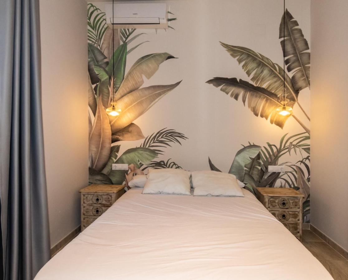 Triana Pelay Suites Севілья Екстер'єр фото
