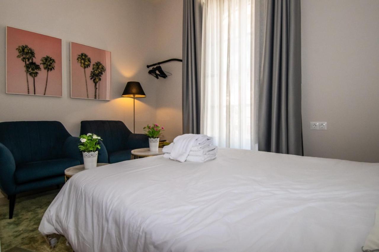 Triana Pelay Suites Севілья Екстер'єр фото